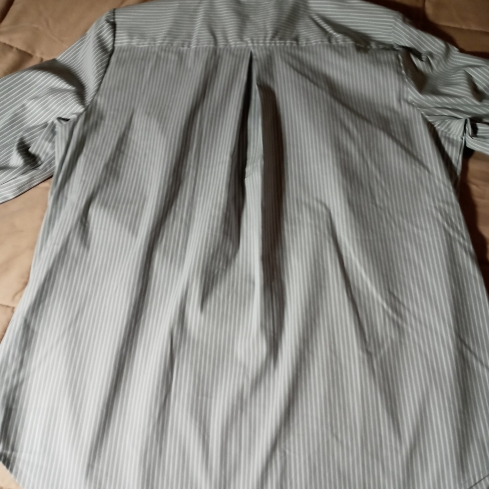 Apt 9 Button Down Top - Picture 9 of 10